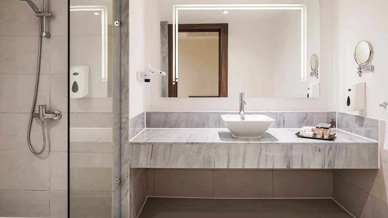 الفندق الباتروس مكادي ريزورت - مكادي باي